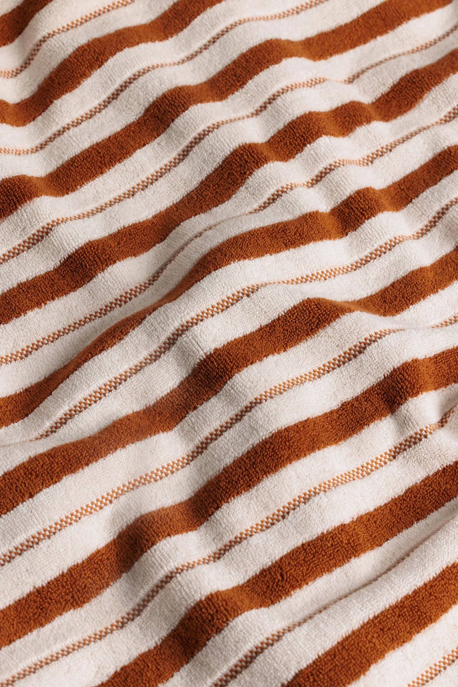 Franklin Bath Towel - Fuyu / Chalk